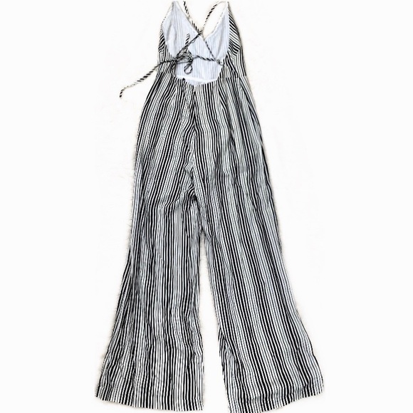 NWT Leshop Cross Back Pinstriped Jumpsuit - Picture 3 of 9